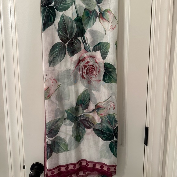 Dolce and Gabbana Floral Scarf - Picture 6 of 8